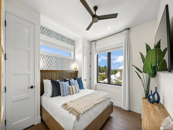 Luxury Lido Key Vacation Rental  Sarasota Beachfront Home with Rooftop Deck & Pool